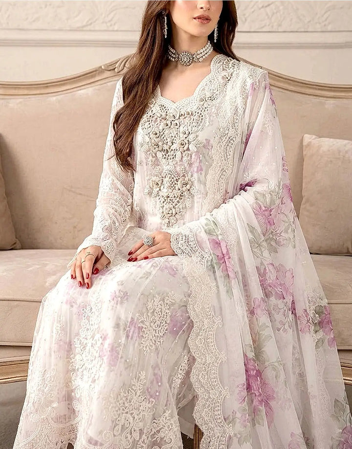 Heavy Embroidered White Chiffon Wedding Wear Dress with Inner