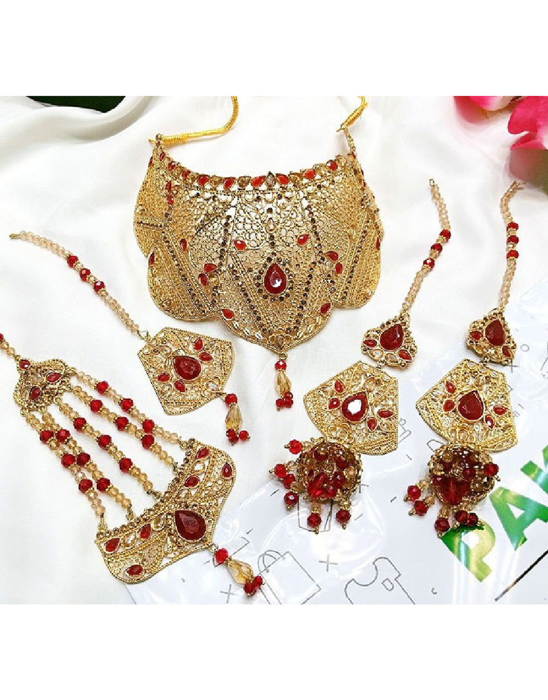 Bridal Collar Choker Jewellery Set with Earrings, Jhumar and Maang Teeka