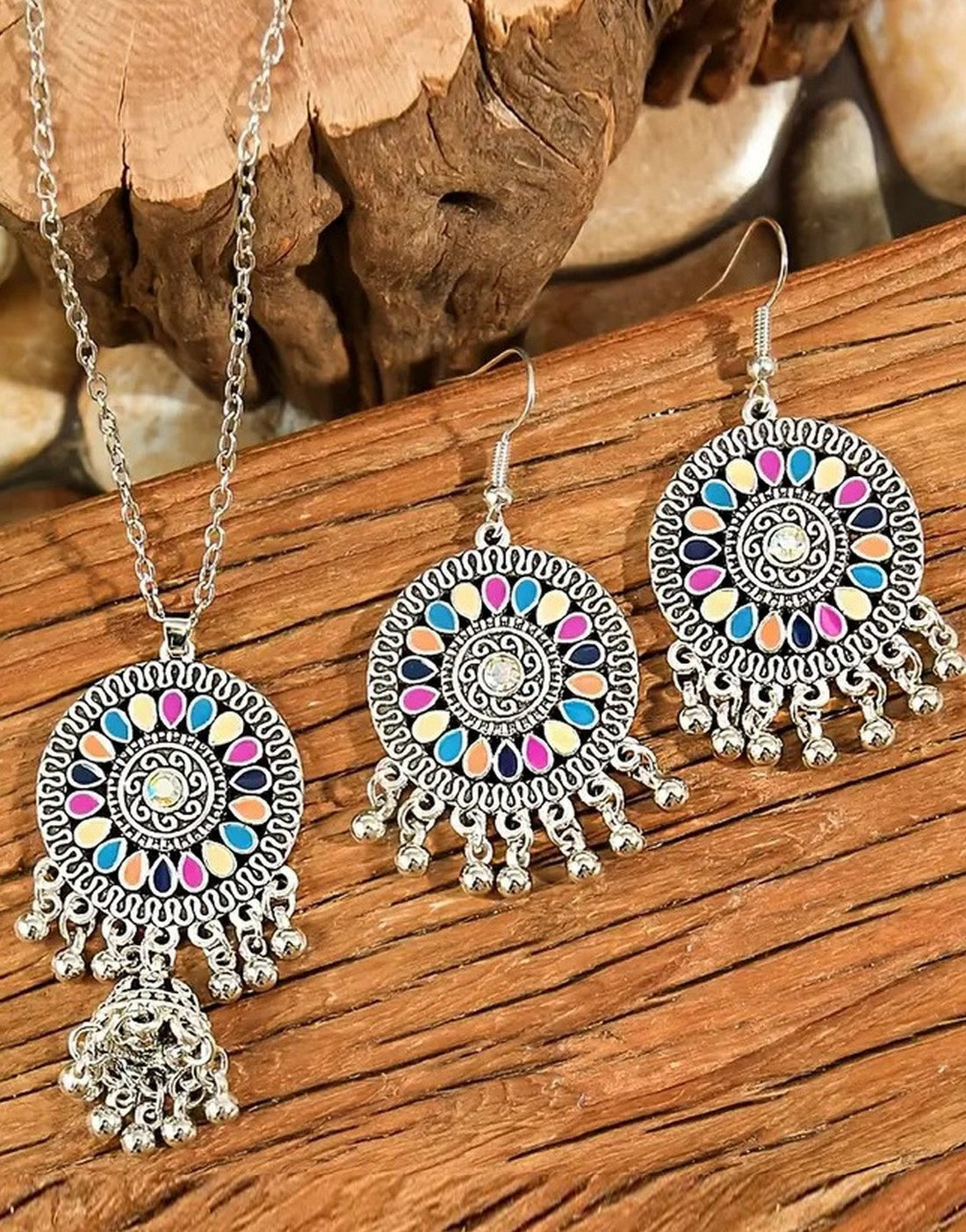 Bohemian Style Silvery Round Women's Jewellery Set with Pendant & Earrings